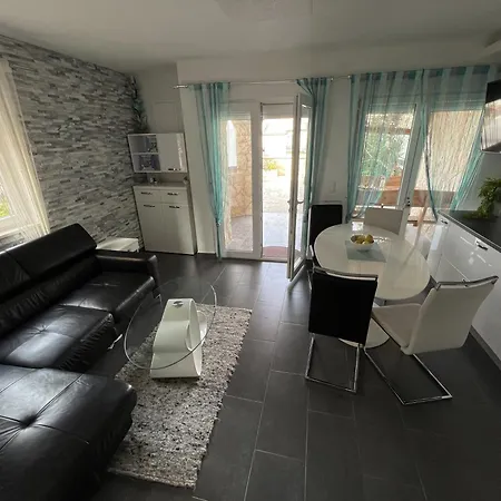 Family-friendly With Swimming Pool Pag - 22607 Паг