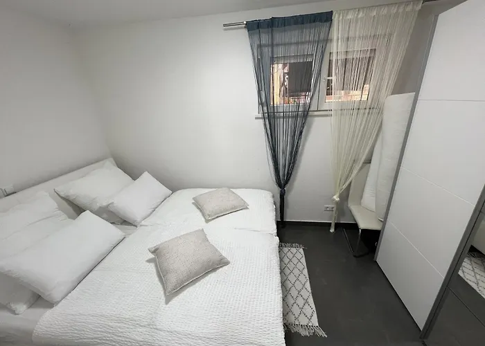 Apartman Family-friendly With Swimming Pool Pag - 22607 *